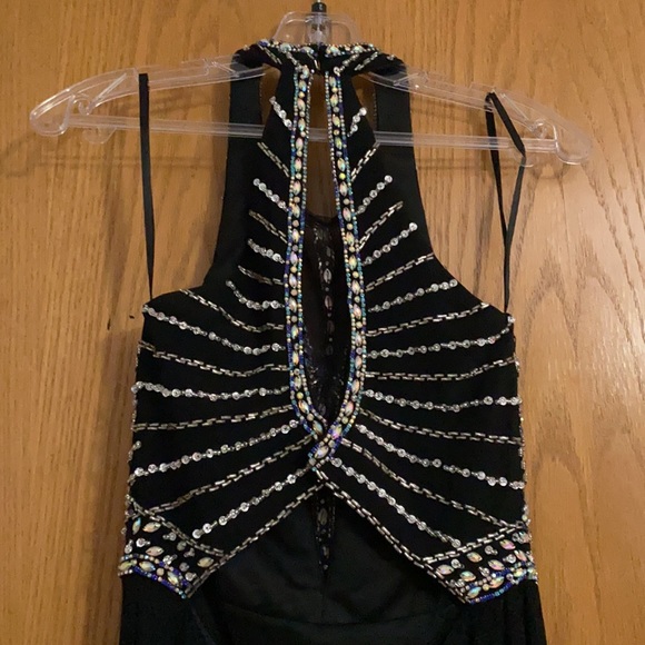 Prom dress, wore once perfect condition. PROM SEASON GIRLS - Picture 9 of 9